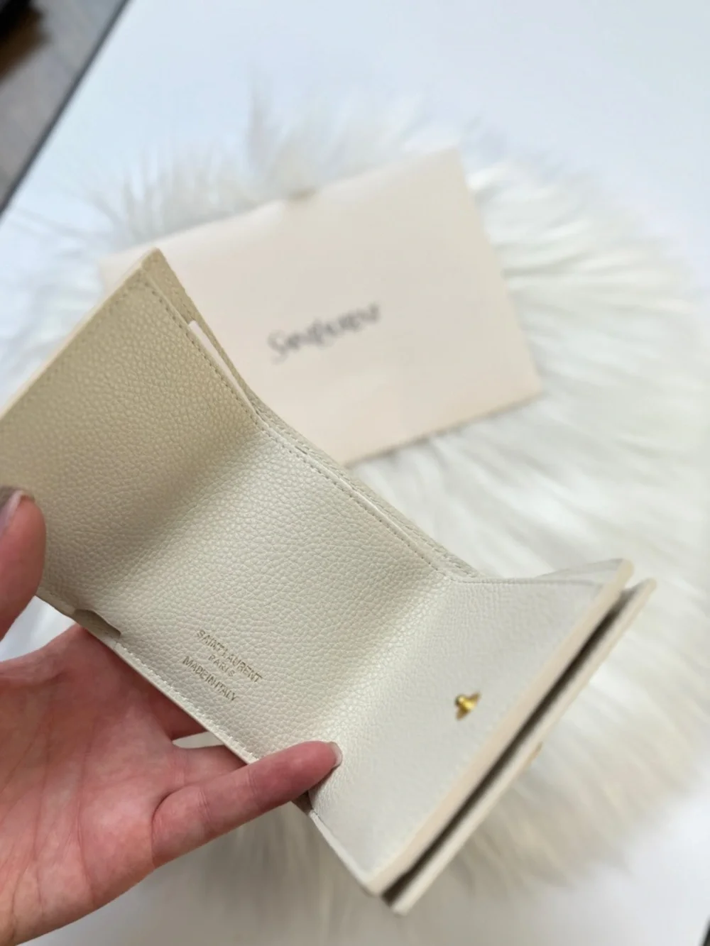 Saint Laurent Cream Wallet with Gold YSL logo NEW - Picture 2 of 13